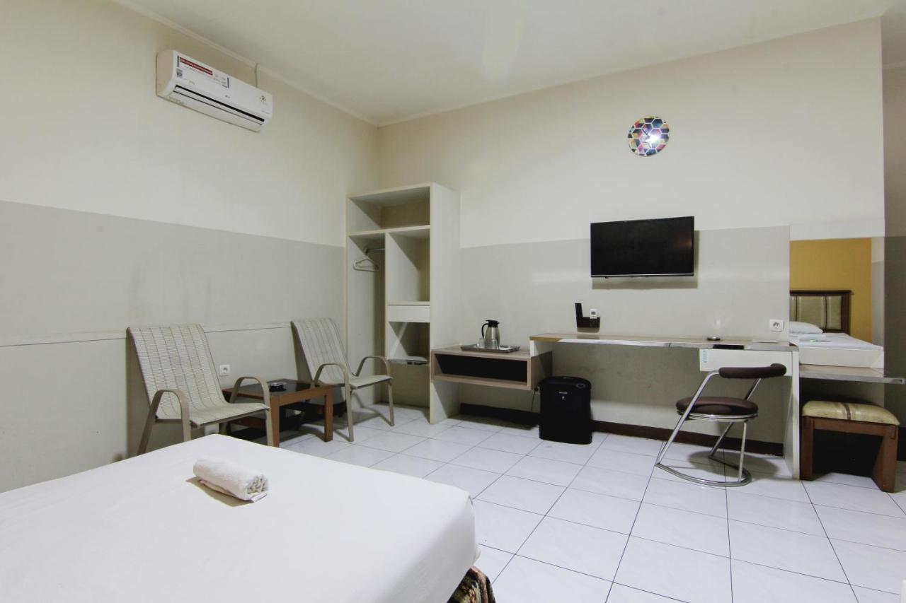 Hotel Palem Bandung Exterior photo