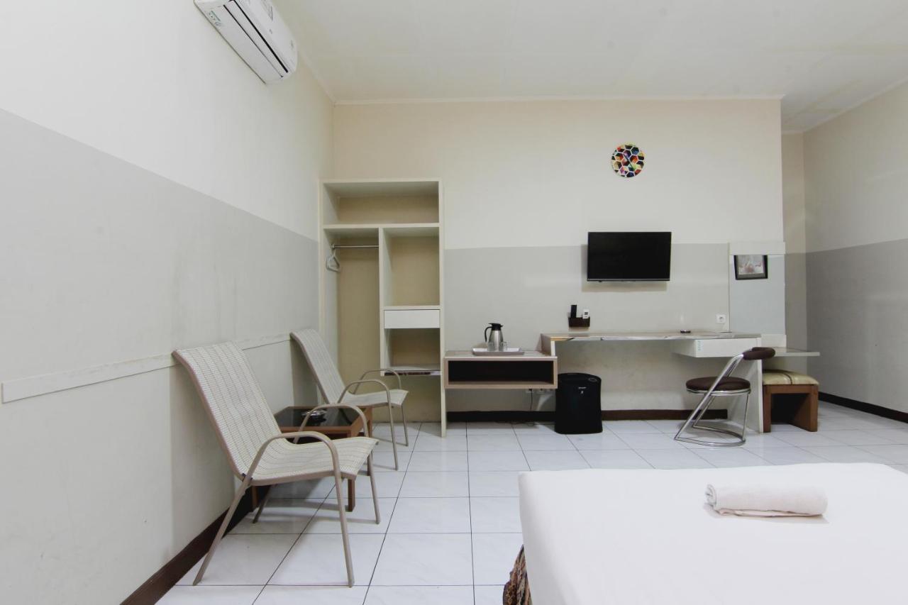 Hotel Palem Bandung Exterior photo